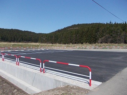 舩森地内（丸池様・牛渡川）バス専用駐車場・転回場