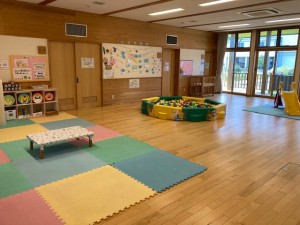 幼児室左から