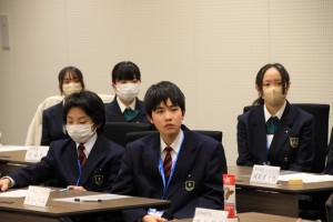 第三回少年議会聞いている様子