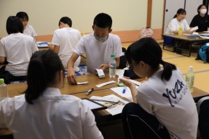 アンケート集約作業の様子2