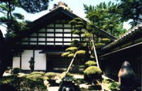 旧青山本邸の庭園