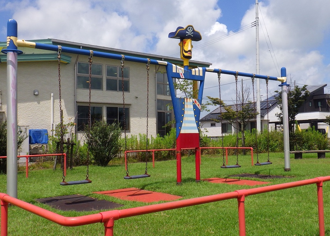 都市公園_遊佐中央公園_ブランコ