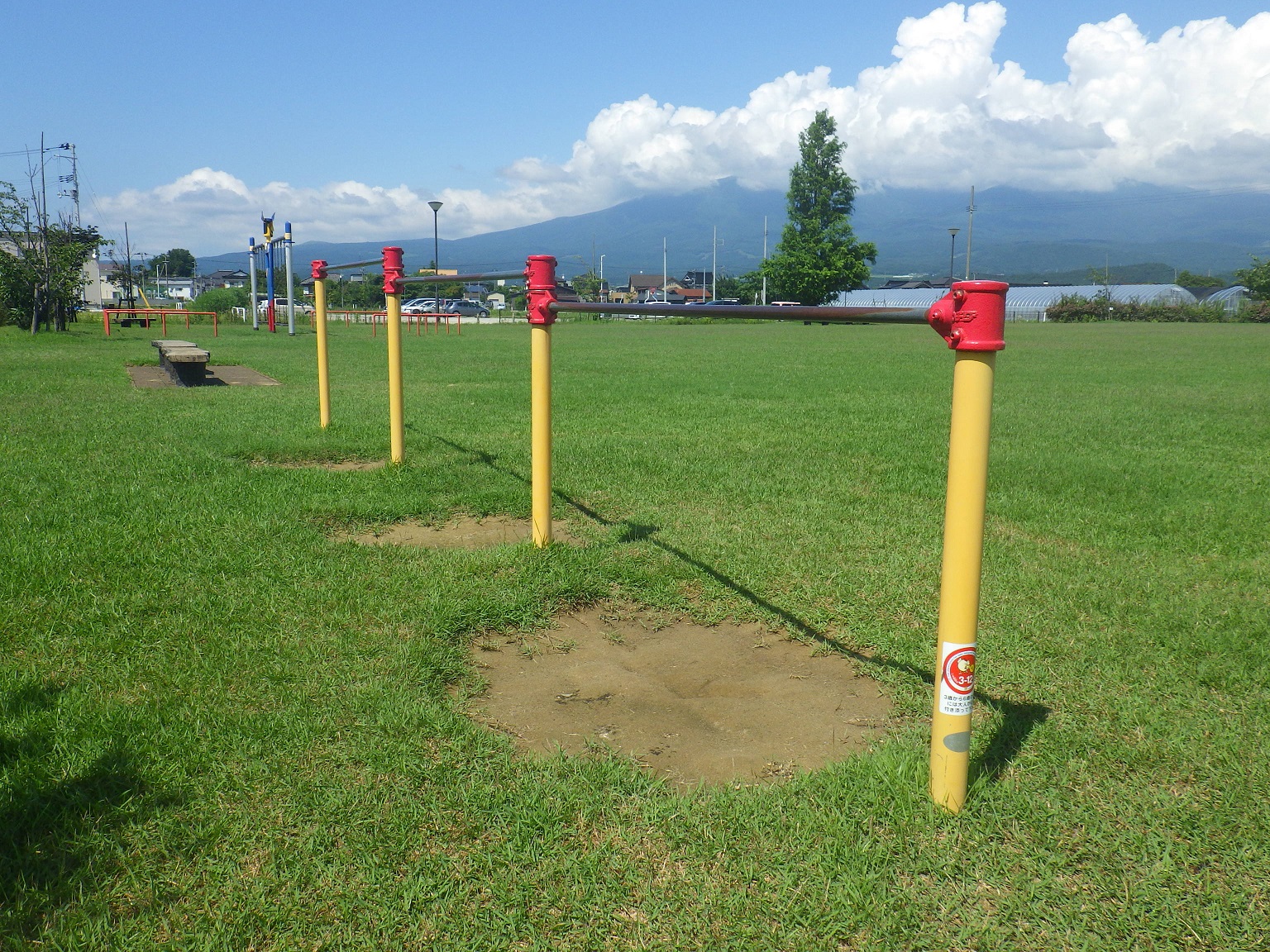 都市公園_遊佐中央公園_鉄棒