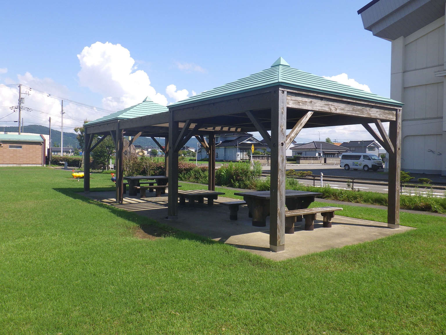 都市公園_遊佐中央公園_東屋
