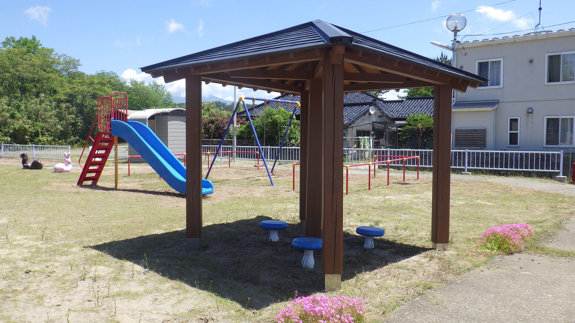 都市公園_白木児童公園_東屋